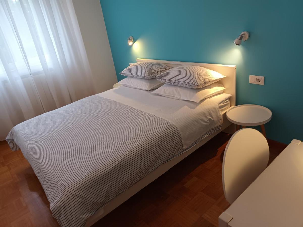 Apartments Leo โรวีน ภายนอก รูปภาพ